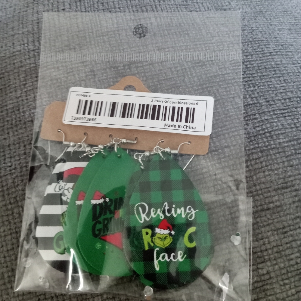 Grinch Christmas earrings